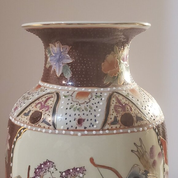 Vintage Chinese Satsuma Vase Porcelain Painted Moriage Gilt Geisha 12'' Tall - Picture 8 of 9